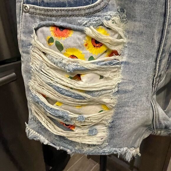 NWT Jean Shorts - Picture 2 of 6